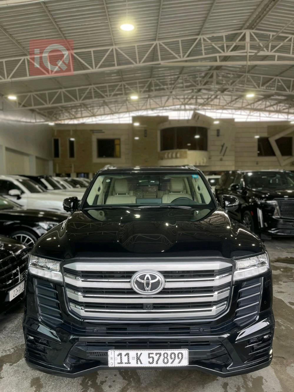 تويوتا لاندكروزر